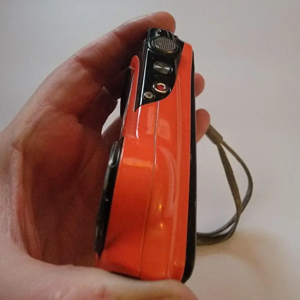 Fujifilm FinePix XP70 Underwater Camera 16MP Orange 5X Zoom WiFi Waterproof